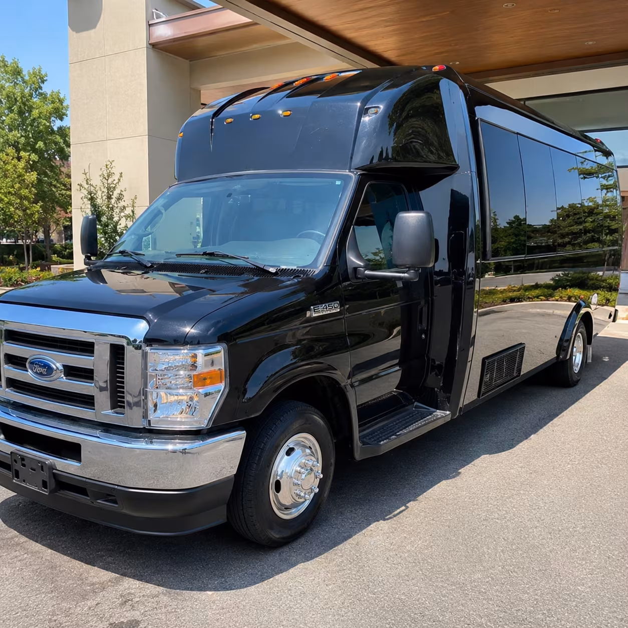 Bonita Springs Birthday, Sweet 16, & Quinceañera Party Bus Rentals