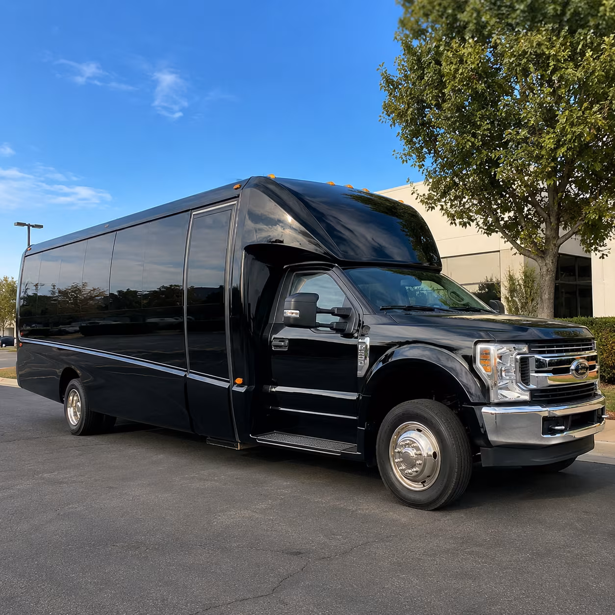 Fort Myers Airport Shuttle & Transportation party bus exterior