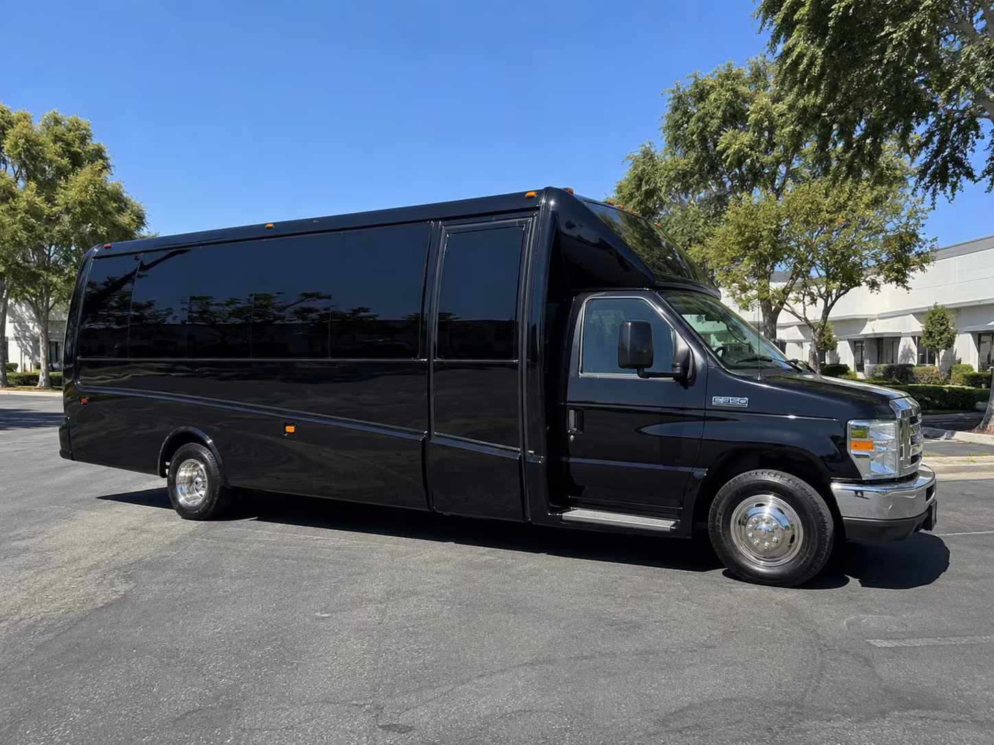 Fort Myers Birthday, Sweet 16, & Quinceañera Transportation party bus interior
