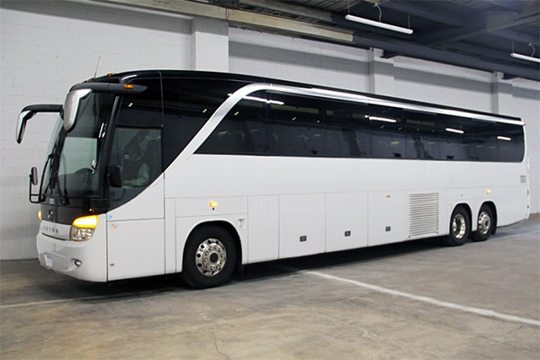 Fort Myers 50 passenger Charter Bus